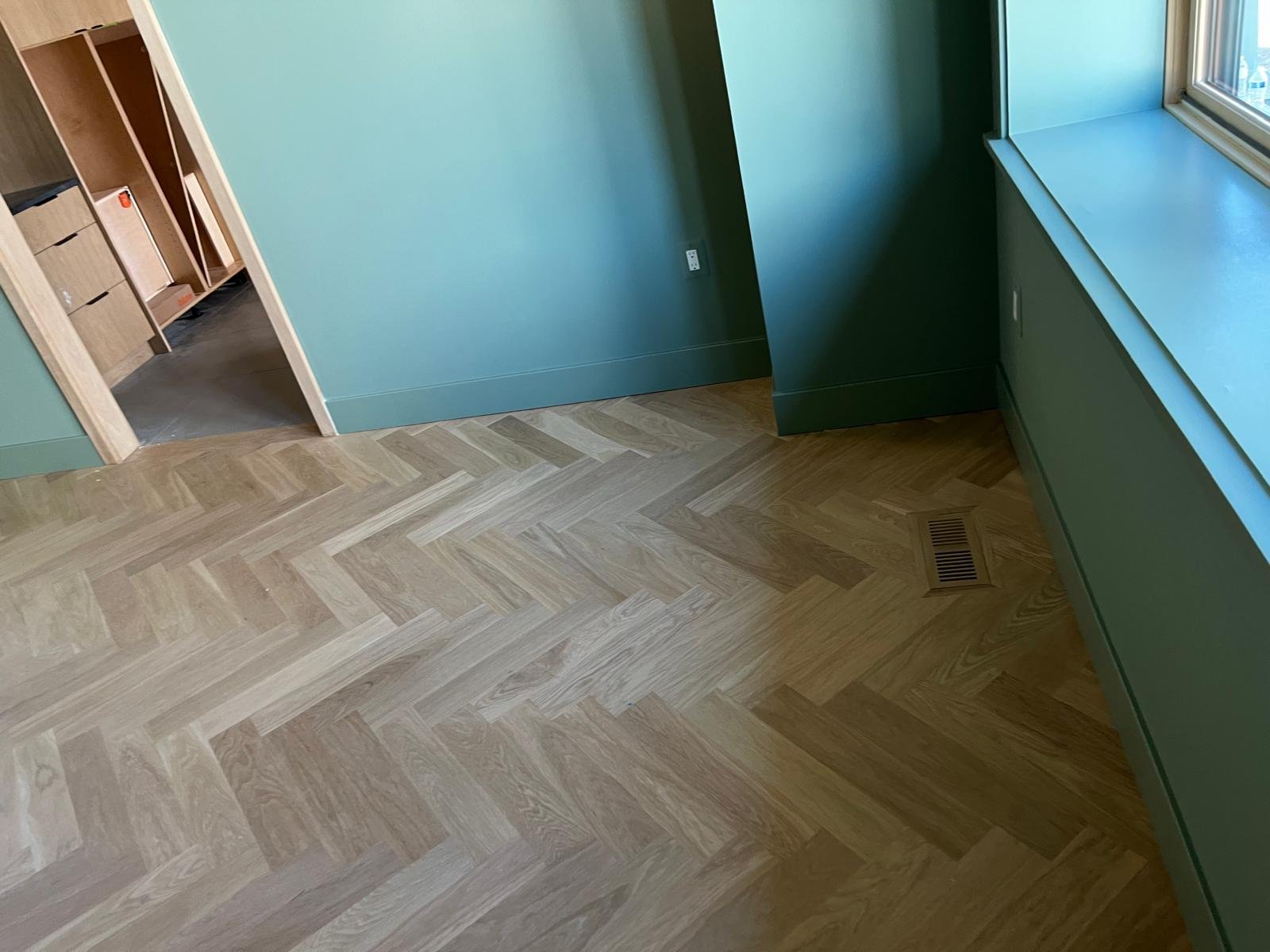 Palledium Floor. Corp
